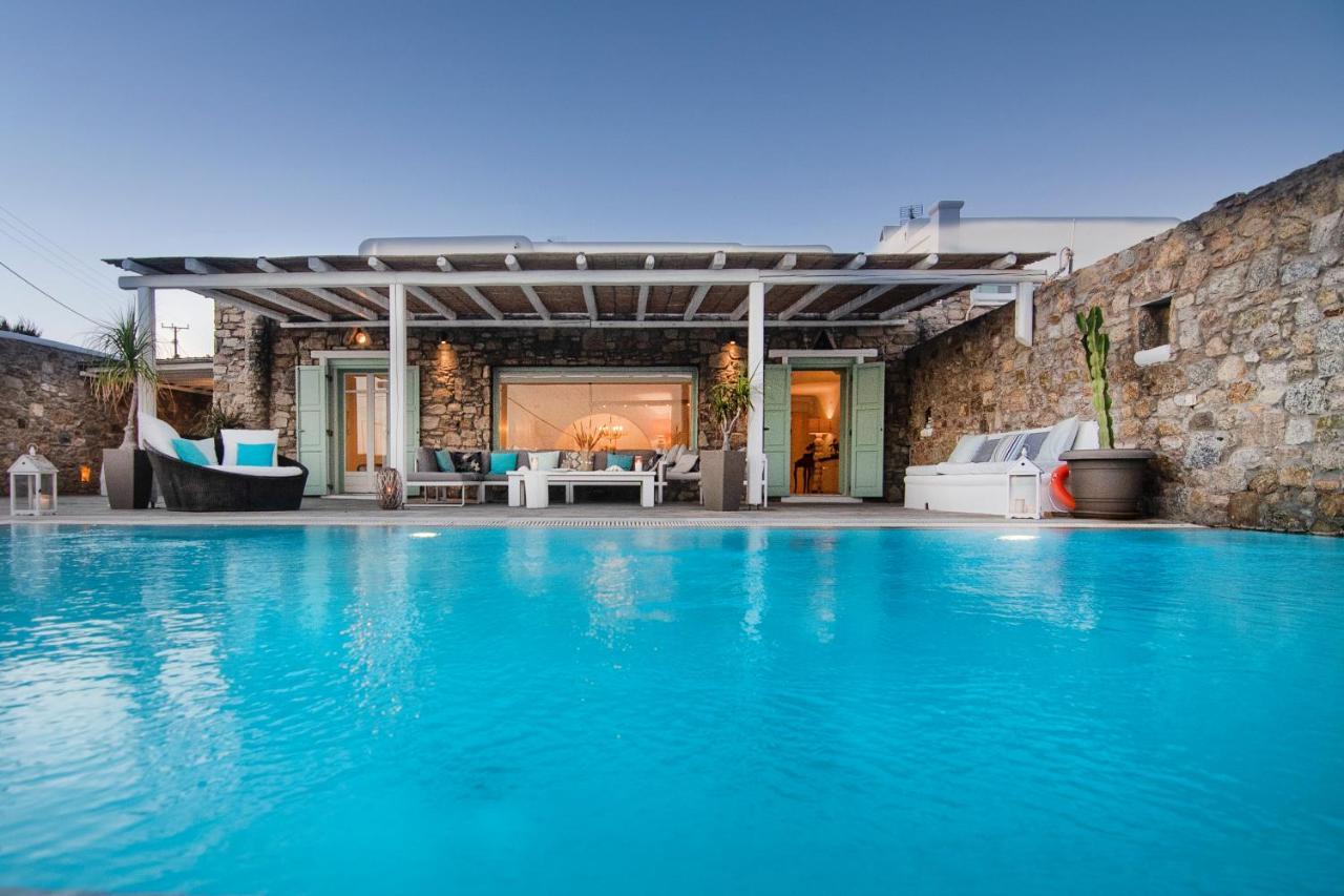 Mando Pool Villas W Sea Views - Five Bedrooms Super Paradise Beach  Eksteriør billede