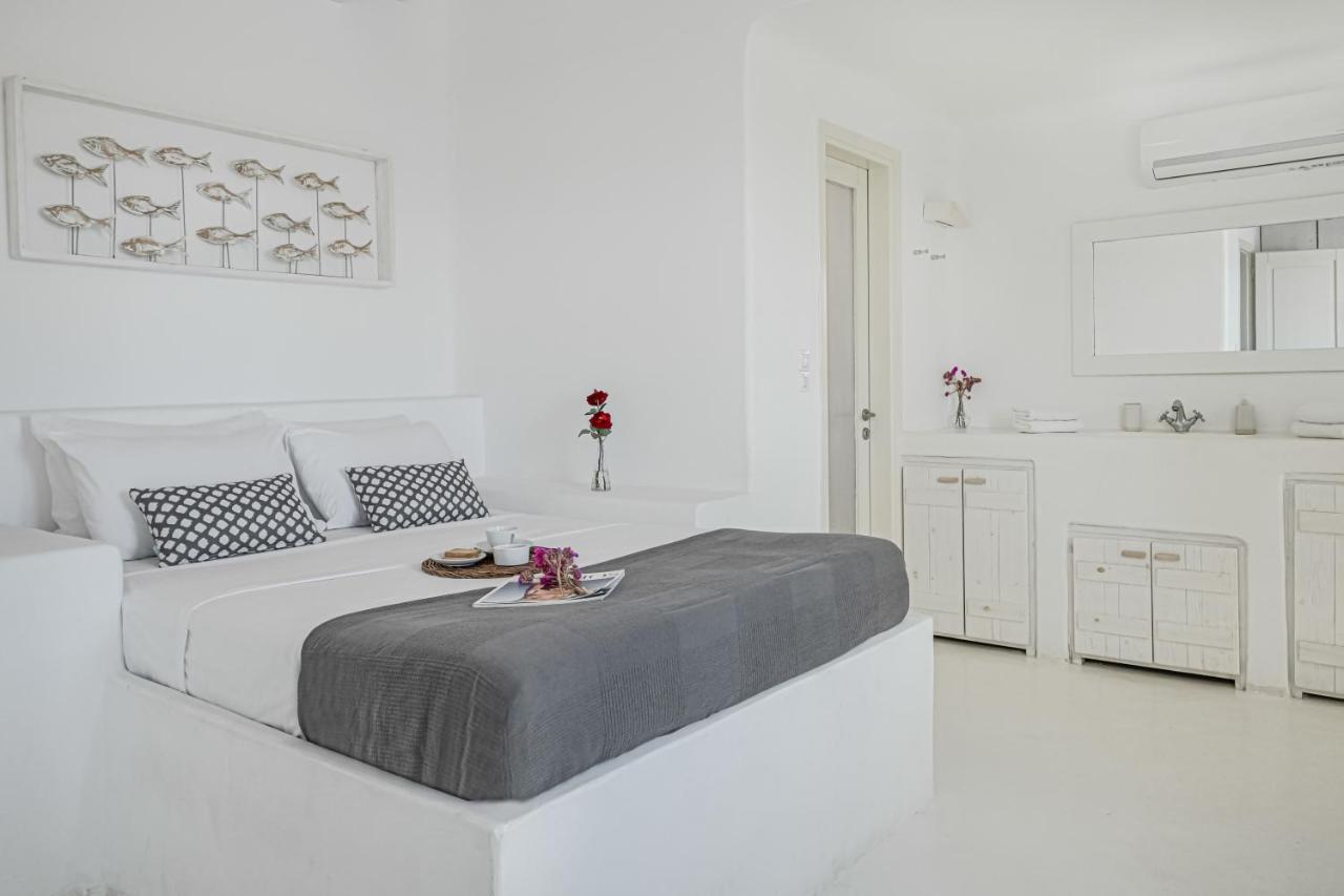 Mando Pool Villas W Sea Views - Five Bedrooms Super Paradise Beach  Eksteriør billede