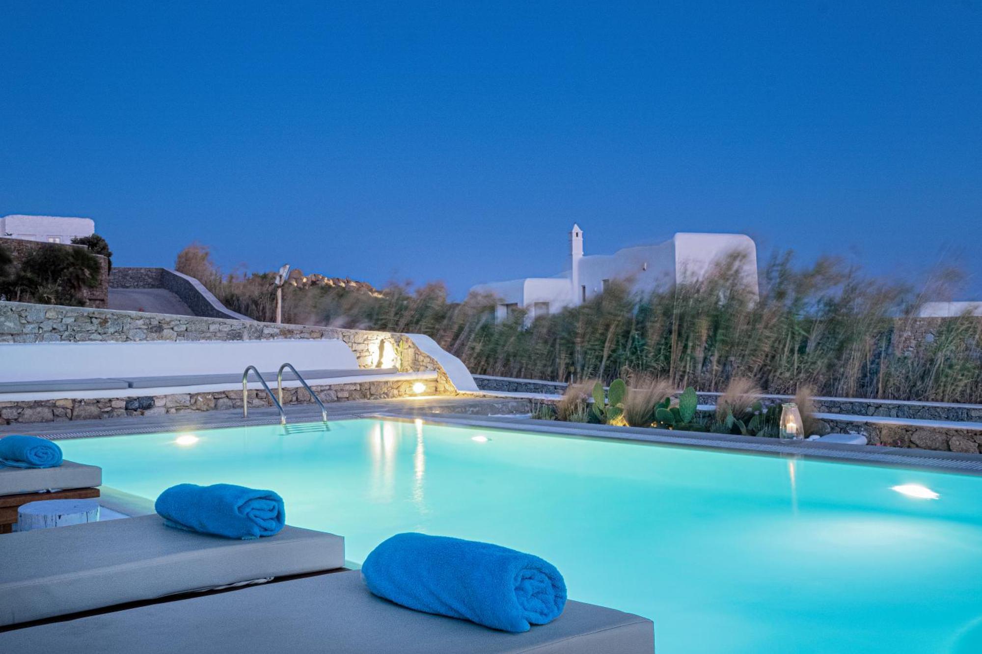 Mando Pool Villas W Sea Views - Five Bedrooms Super Paradise Beach  Eksteriør billede
