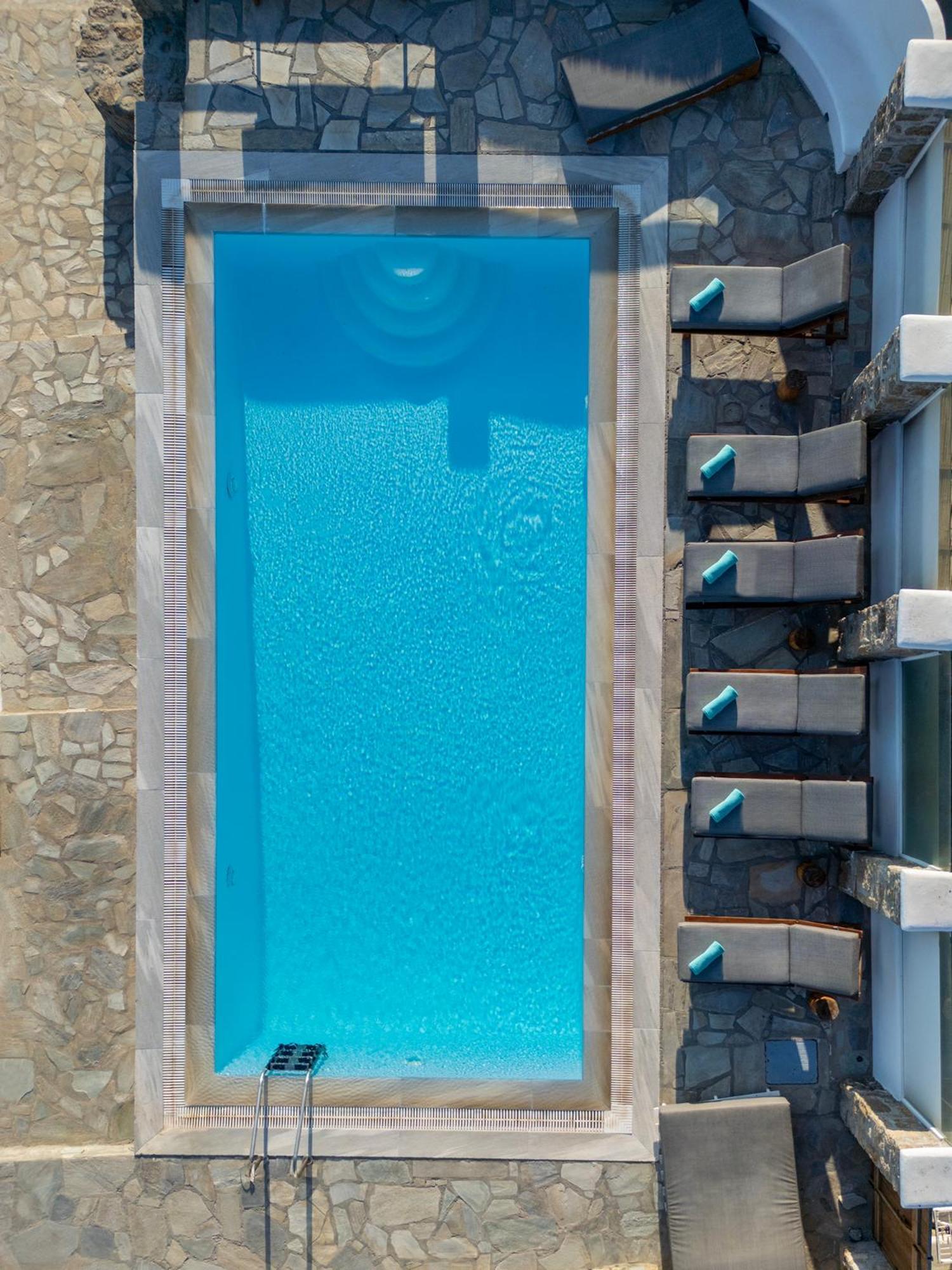Mando Pool Villas W Sea Views - Five Bedrooms Super Paradise Beach  Eksteriør billede